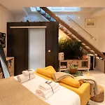 Dúplex con terraza, céntrico y con vistas